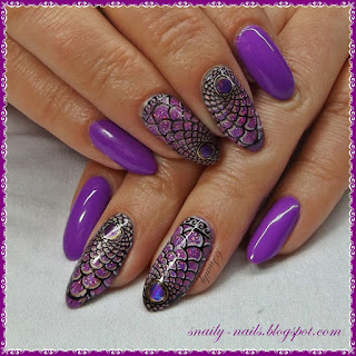 http://snaily-nails.blogspot.com/2017/06/fioletowe-rozetki.html