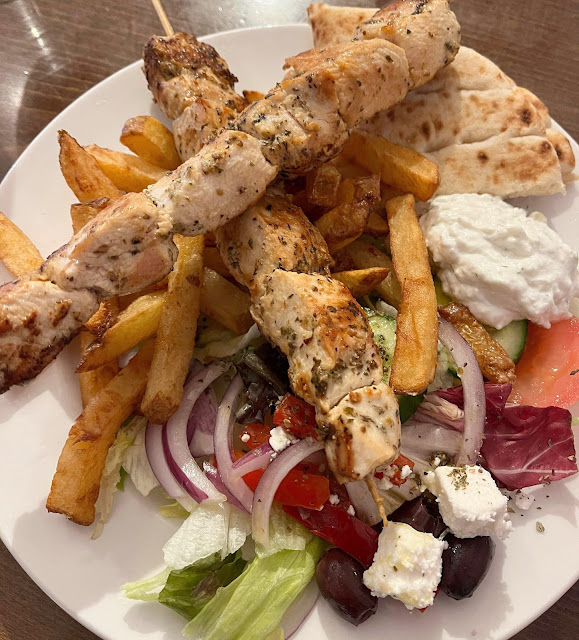 kafeneon chicken souvlaki