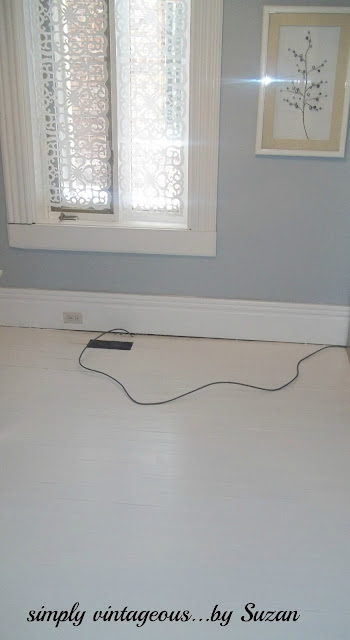 paintied floor, white, polyurethane, behr, 