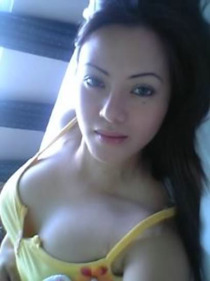 sexy asian boob cleavage 05