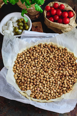 Tarte feuilletée aux tomates et mozzarella