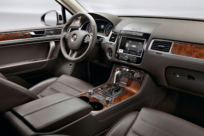 2011 Volkswagen Touareg Interior