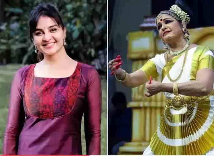 'Age is just a number' says Manju Warrier as her mother makes her Mohiniyattam debut at the age of 67!, Kochi, News, Dance, Manju Warrier, Social Media, Lifestyle & Fashion, Kerala