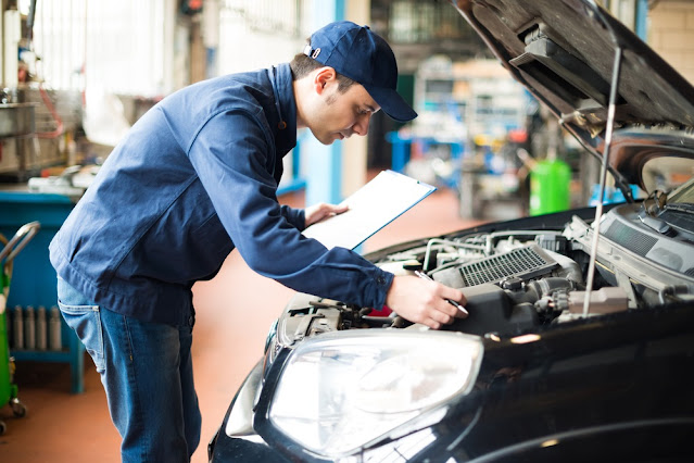 Auto Mechanic