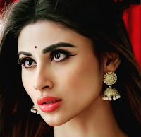 mouni roy best friend