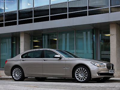 2009 BMW 7-Series UK Version