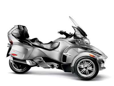 2010 Can-Am Spyder RT Roadster trike picture