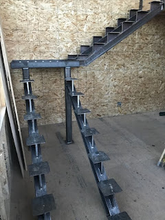 Double Stringer Support for Floating Stairs