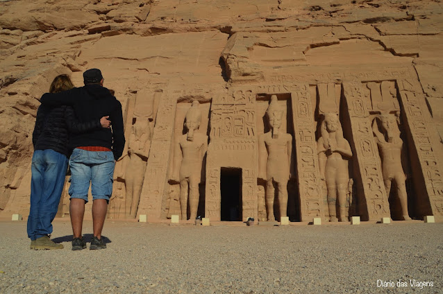 VISITAR OS TEMPLOS DE ABU SIMBEL