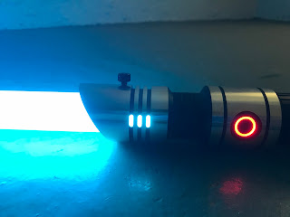 https://kab0ku.blogspot.com/2017/07/sabertrio-skylar-fx-lightsaber.html