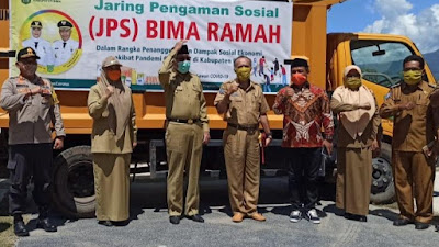 Bupati Bima Luncurkan Paket JPS Bima Ramah untuk Warga Terdampak Covid19