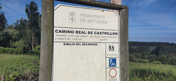 Cartel informativo del Real Camino de Castrillon en Asturias