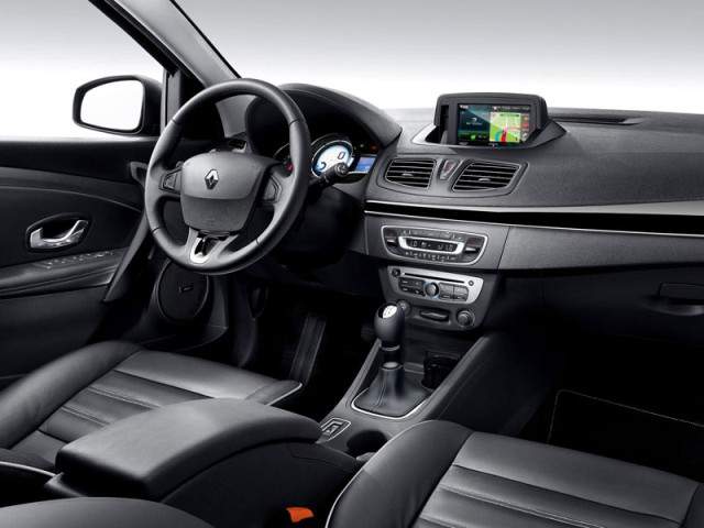 Renault Fluence 2013 interior