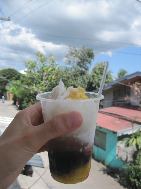 屋台で販売しているハロハロ　＃HaloHalo