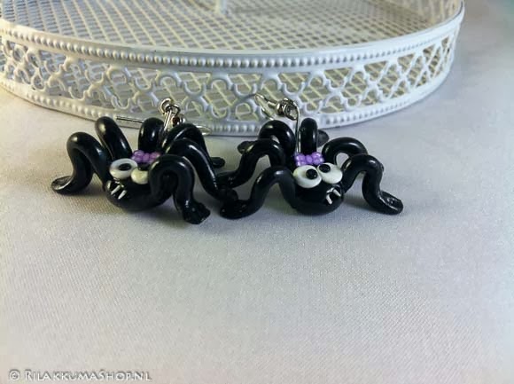 Kawaii so cute Halloween Spider earrings