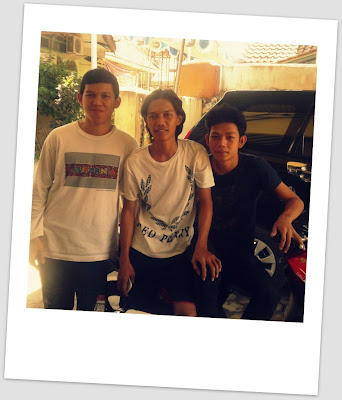 Foto Bersama Teman SD
