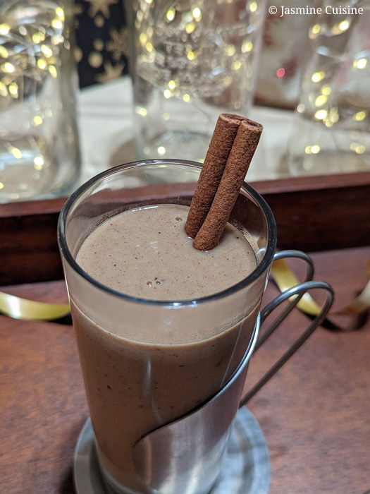 Recette de Chocolat Chaud Végétalien Décadent - Recettes Boissons – Prana  Foods