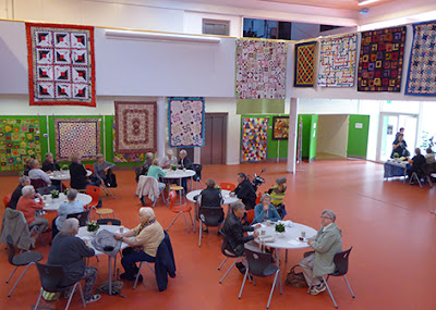 Cafeens gæster til patchworkudstilling i Horsens