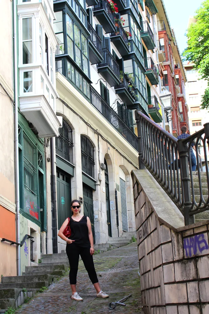 Fashion blogger in Bilbao, Spain - London travel blog