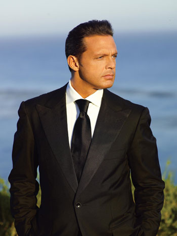 Conoce un poco más de Luis Miguel "El Artista Destacado"