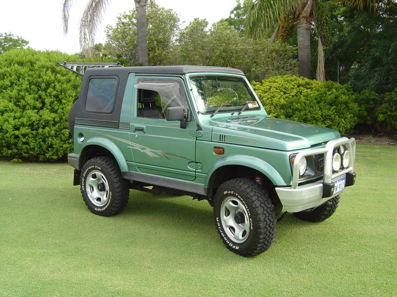 Suzuki Samurai