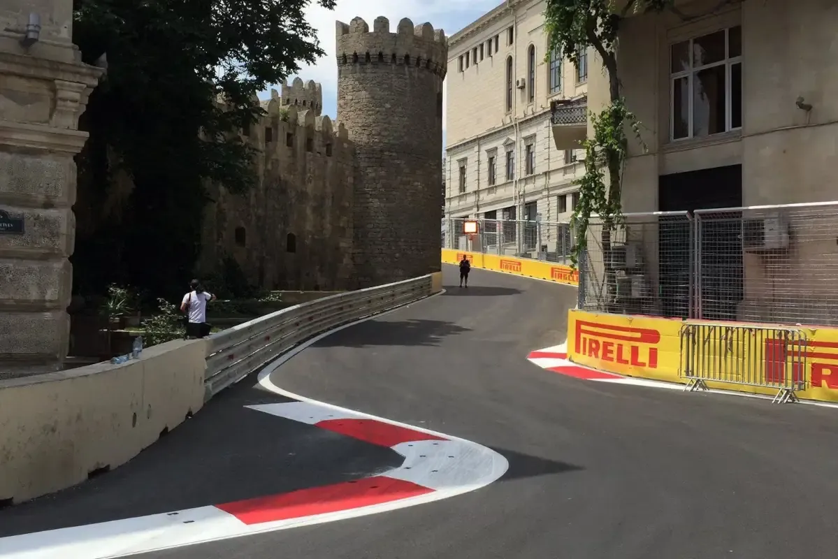 La curva 8 di Baku