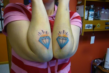 Like every ideal tattoo a diamond tattoo too can be combined with a theme 