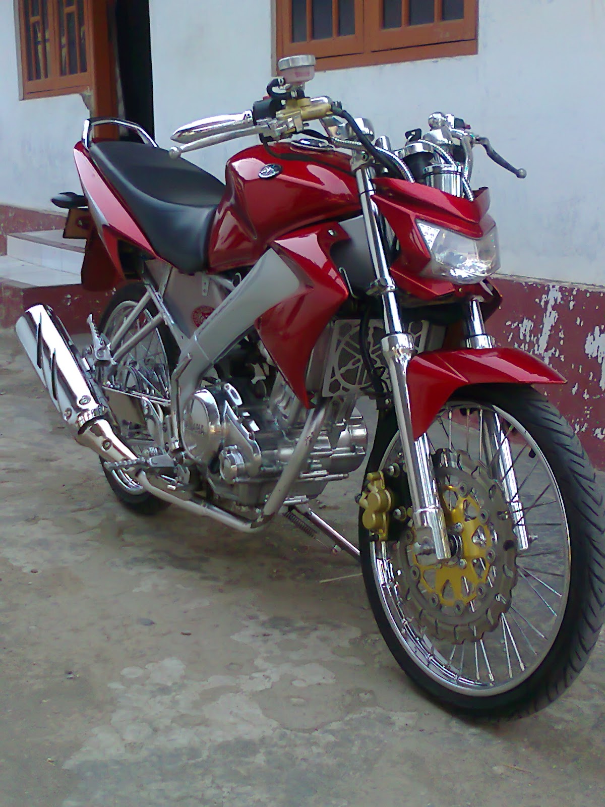 Modifikasi vixion funky