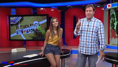 ANA COBOS, Futboleros (15.08.11)