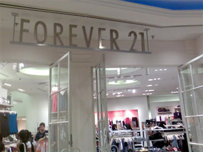 Forever 21 Open in Winnipeg