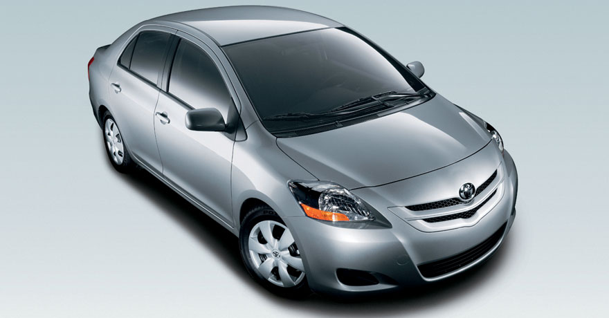 The stylish sedan has a ground clearance of 132.00 mm. Toyota Yaris 