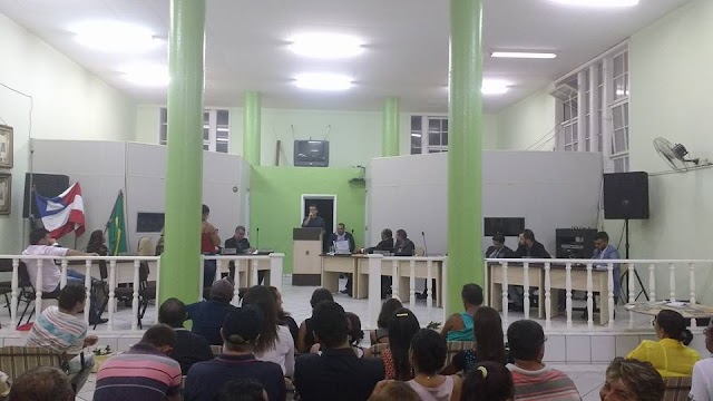 MAIS UMA VEZ O PREFEITO DE CIPÓ DR ABEL ARAÚJO NA CÂMARA MUNICIPAL DE VEREADORES