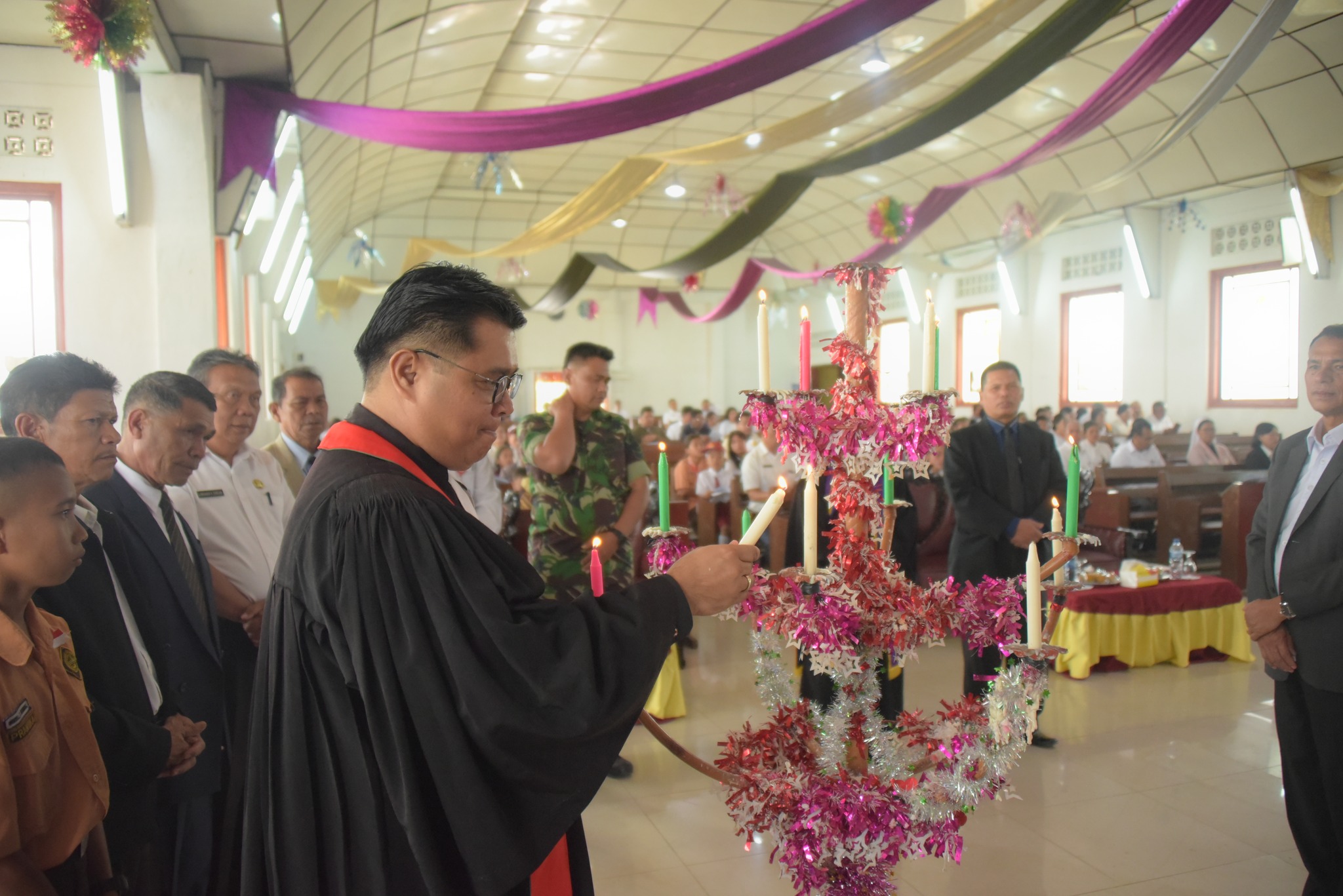 Bupati Humbahas Bernatal dan Syukuran Tahun Baru 2023 di Lintongnihuta