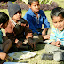 Children are having lunch