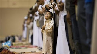  Kekuatan Barisan Shaf Shalat