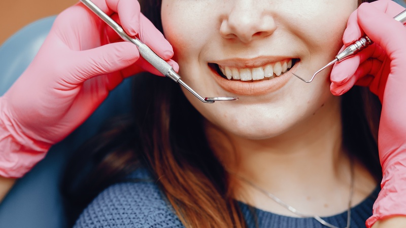 Desgaste de dentes são mínimos para o uso de "Lente de Contato" Dental