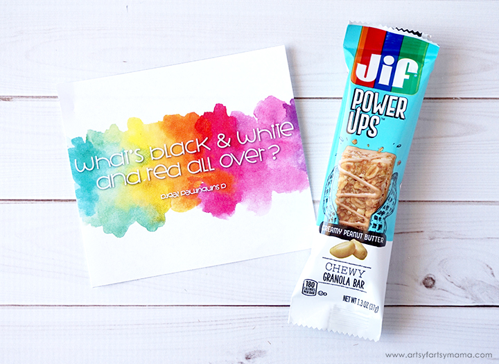 Free Printable Summer Joke Granola Bar Wrappers are a fun solution to lunchboxes and on-the-go snacking! #WinWinSnacks