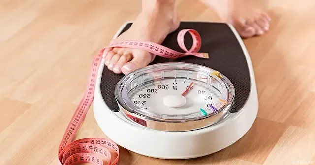 أهم 8 اسباب تؤدي إلى ثبات الوزن في نظام الكيتو دايت