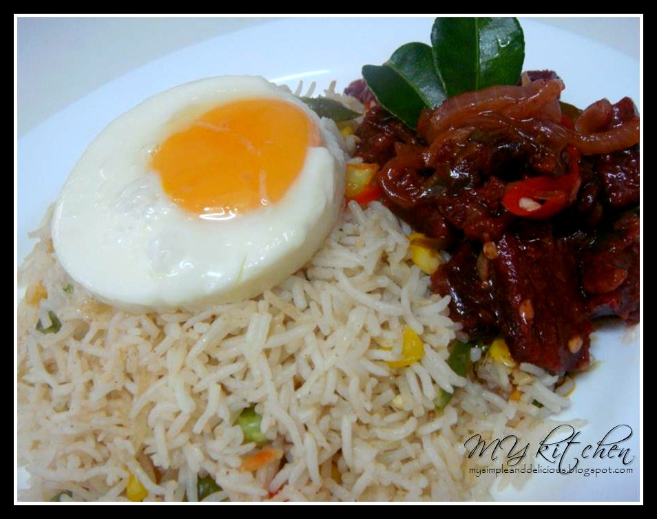 MY Kitchen MY Kitchen MY Kitchen: Nasi Goreng Daging Merah