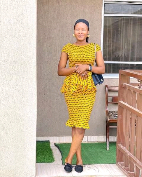 Ankara Short Gowns Styles Reigning this Christmas