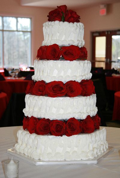wedding cakes with red roses pictures