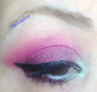 eye_makeup_look_smoky_maroon