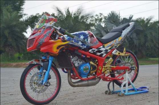 Modifikasi Motor Ninja RR 2 Tak Full Airbrush