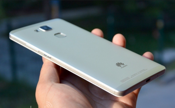 Huawei Mate 8 - Smartphone đáng chú ý tháng 11/2015