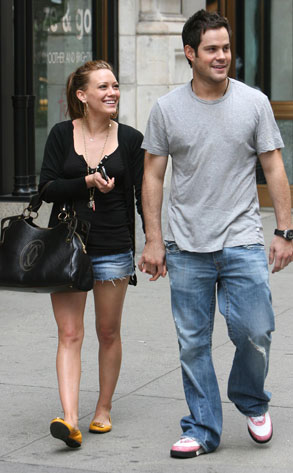Mike Comrie, Hillary Duff