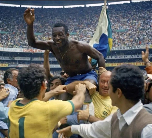 LUTO EL FÚTBOL: Falleció el Rey Pelé a sus 82 años.