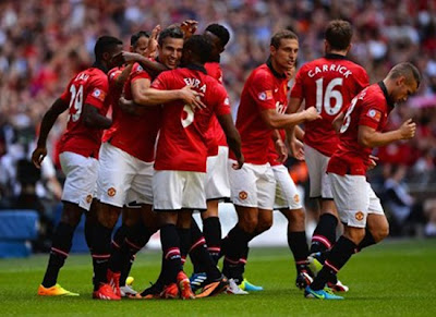 Manchester United celebration Community Shield 2013