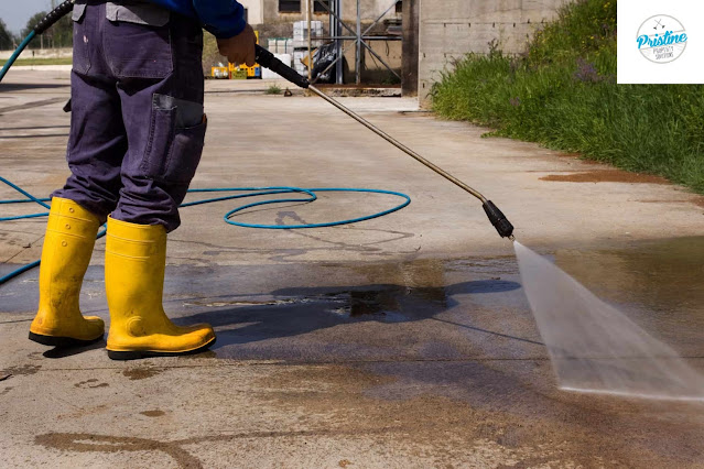  The Importance of Commercial Pressure Cleaning for Retail Spaces
