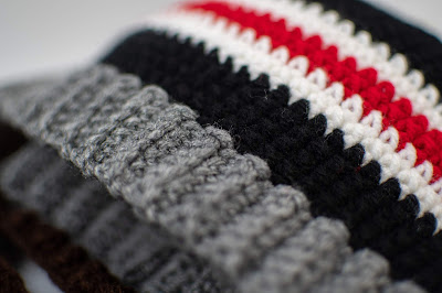 Chicago Blackhawks Hat - Free Crochet Pattern