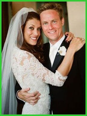 Kate Walsh and Alex Young wedding photo
